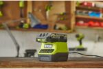 Set - punjač baterija i baterija od 2.0Ah, 18V ONE+™ – RYOBI RC18120-120C - Slika 2